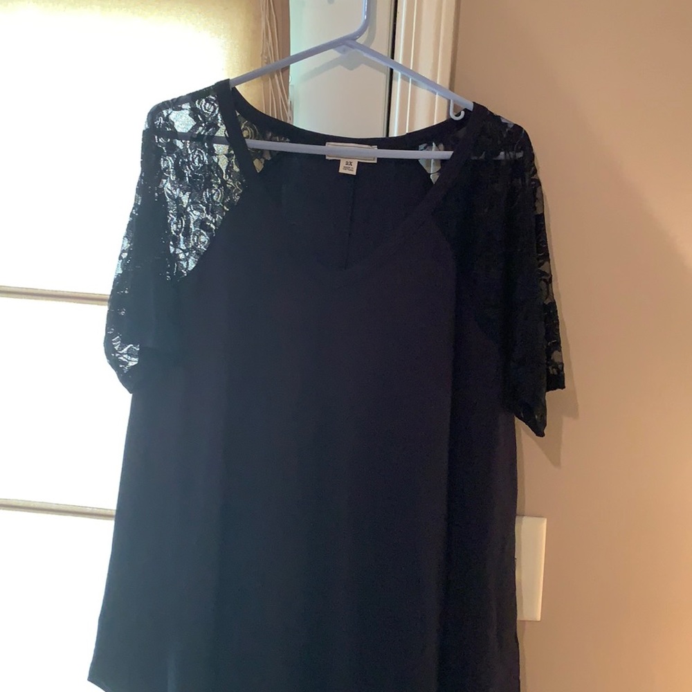 Brand New NAVY lace Top